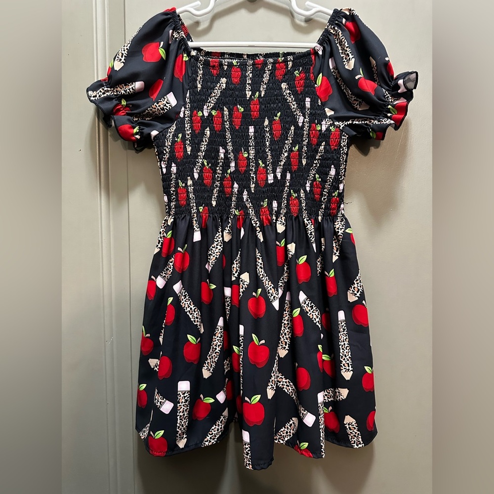 Smocked Short Sleeve Dress with Pencils and Apples Unbranded
